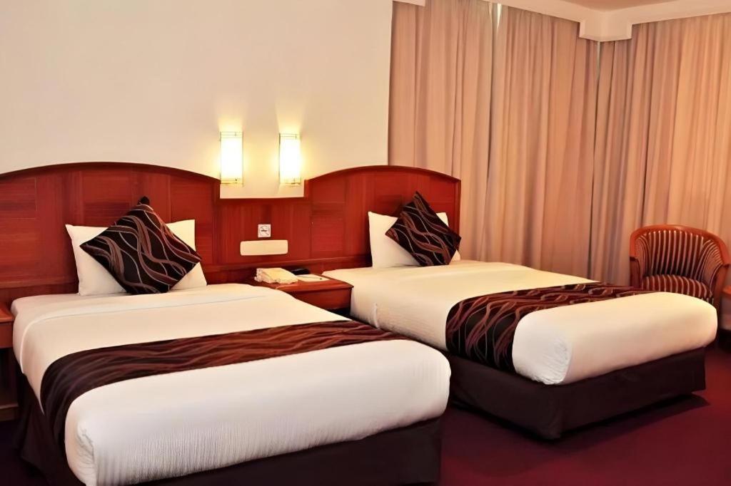 Hotel Continental Penang George Town  Kültér fotó