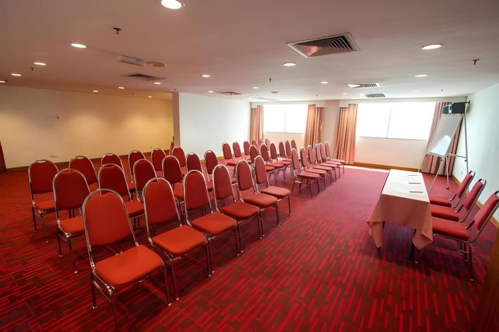 Hotel Continental Penang George Town  Kültér fotó