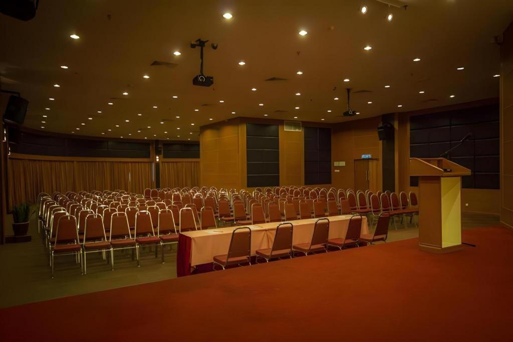 Hotel Continental Penang George Town  Kültér fotó
