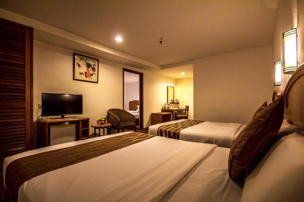 Hotel Continental Penang George Town  Kültér fotó