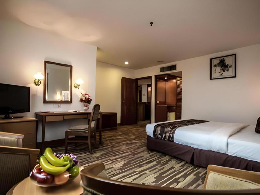 Hotel Continental Penang George Town  Kültér fotó
