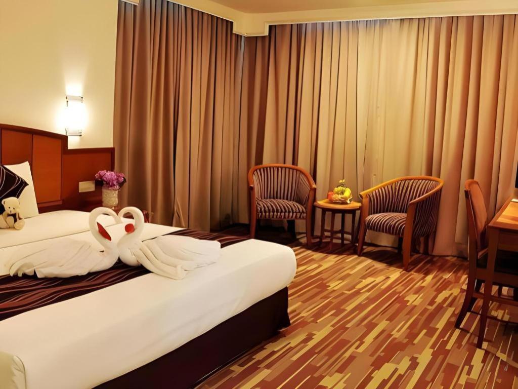 Hotel Continental Penang George Town  Kültér fotó